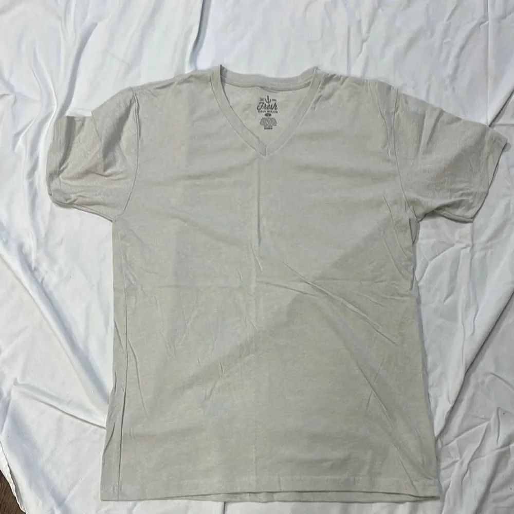 Gray Short Sleeve Crew Neck Tee